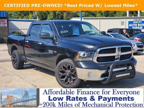 2017 RAM 1500 SLT