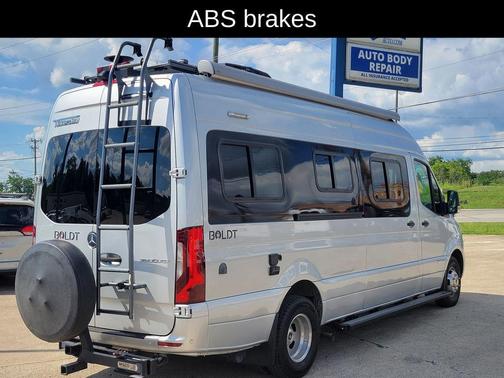 Silver Gray 2019 Mercedes-Benz Sprinter 3500 170 IN. WB