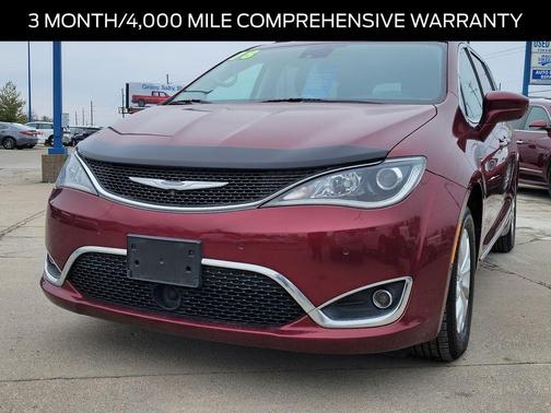 2018 Chrysler Pacifica Touring-L