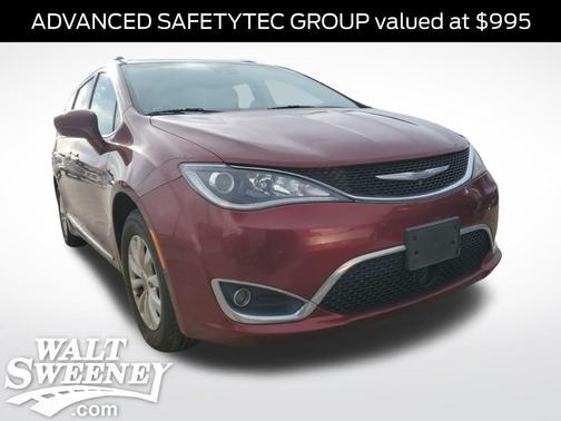 2018 Chrysler Pacifica Touring-L
