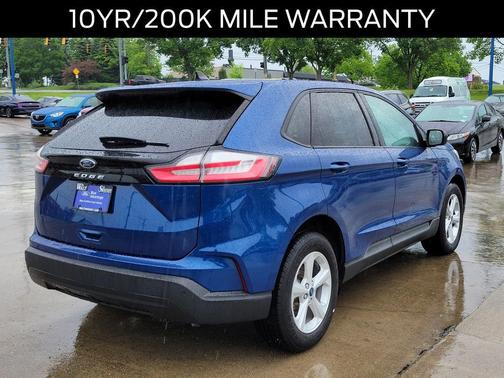 Blue Metallic 2021 Ford Edge SE