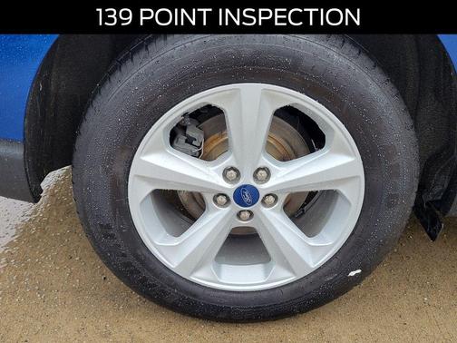 Blue Metallic 2021 Ford Edge SE
