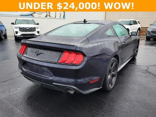 2021 Ford Mustang EcoBoost