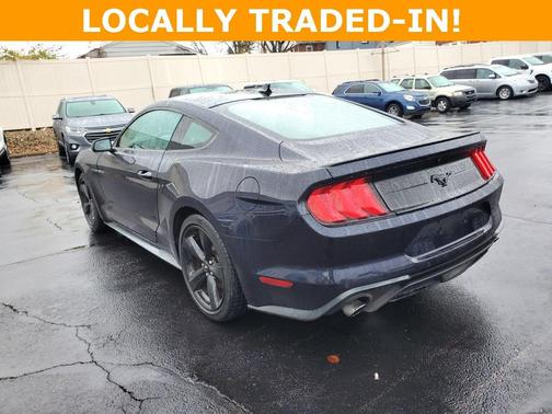 2021 Ford Mustang EcoBoost