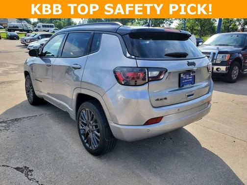 2022 Jeep Compass Altitude