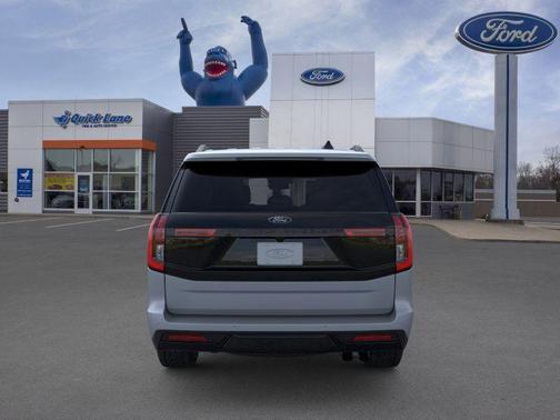 2025 Ford Expedition Tremor