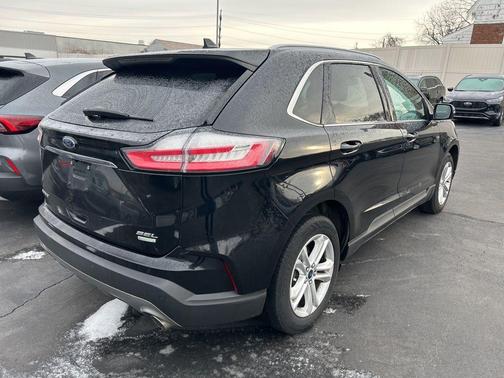 2020 Ford Edge SEL