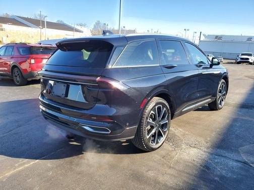 2024 Lincoln Nautilus Reserve