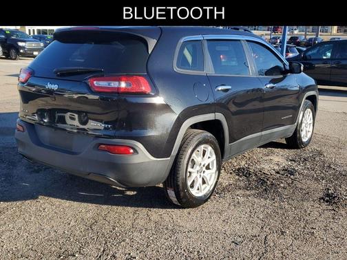 2016 Jeep Cherokee Sport