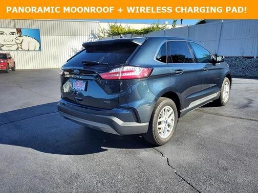 2022 Ford Edge SEL