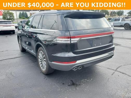 2023 Lincoln Aviator Standard AWD
