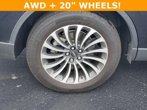 2023 Lincoln Aviator Standard AWD