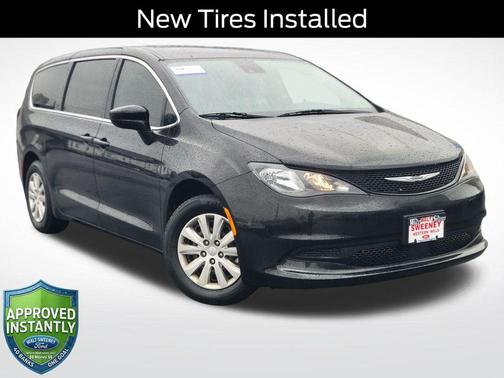 2021 Chrysler Voyager L