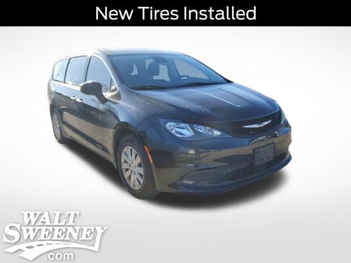 2021 Chrysler Voyager L
