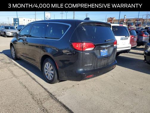 2021 Chrysler Voyager L