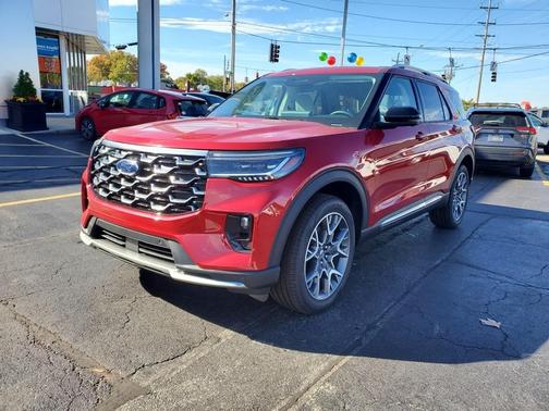 2025 Ford Explorer Platinum