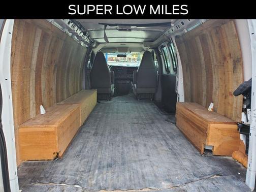 2018 GMC Savana 2500 Work Van