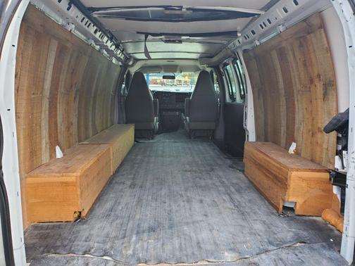 2018 GMC Savana 2500 Work Van