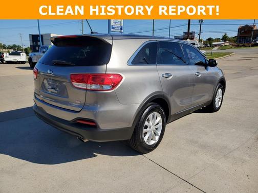 2018 Kia Sorento L