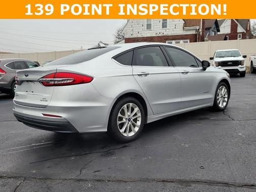 2019 Ford Fusion Hybrid SE