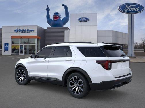 Star White 2026 Ford Explorer ST-Line