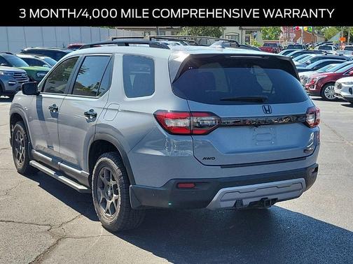 Sonic Gray Pearl 2024 Honda Pilot TrailSport