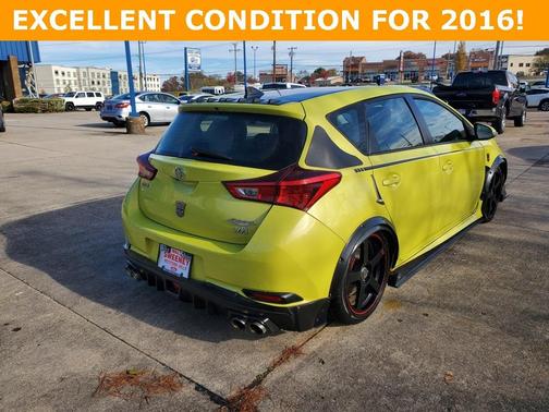 2016 Scion iM Base