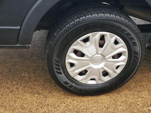 2016 Ford Transit-250 Base