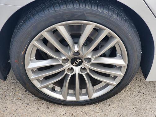 2018 Kia Stinger Base