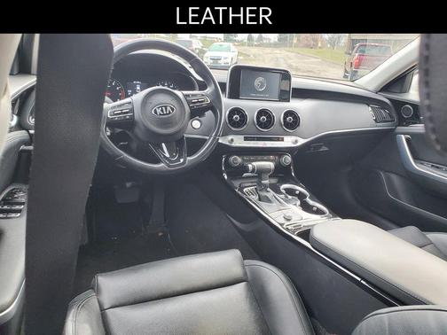 2018 Kia Stinger Base