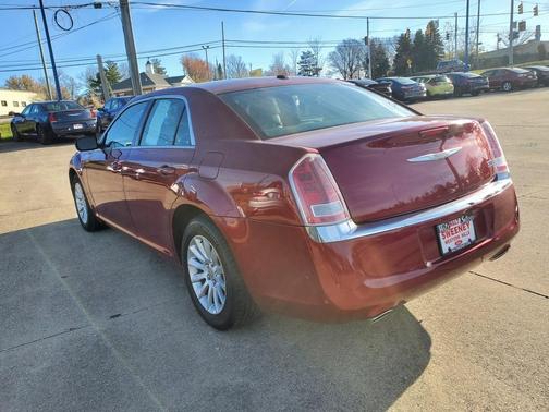 2014 Chrysler 300 Base