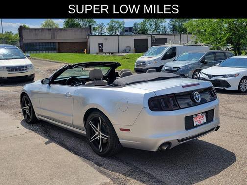 Ingot Silver Metallic 2014 Ford Mustang V6