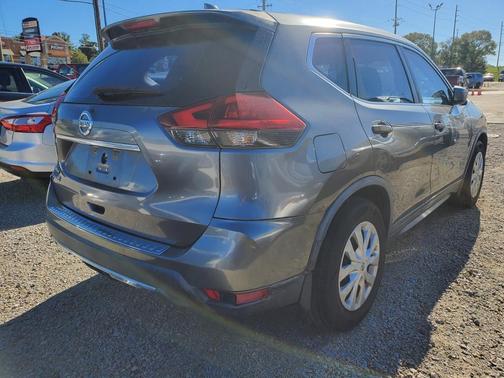2018 Nissan Rogue S