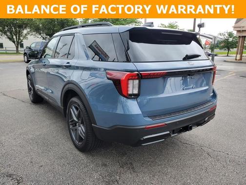 2025 Ford Explorer ST-Line