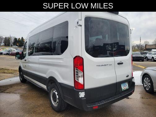 2022 Ford Transit-350 XL