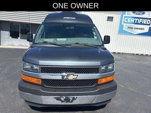 2017 Chevrolet Express 2500 Work Van