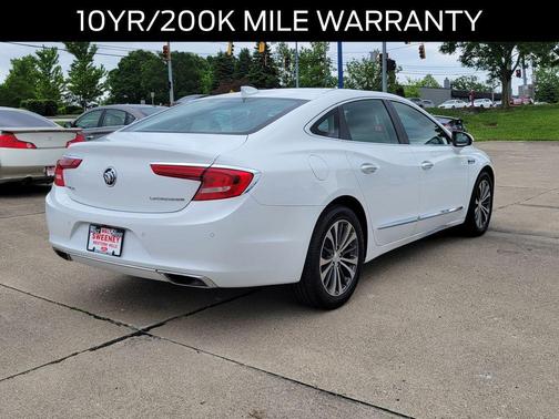 Summit White 2017 Buick LaCrosse Essence