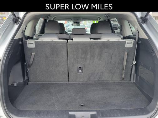 2021 Toyota Highlander L