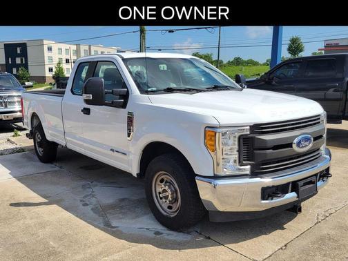 Oxford White 2017 Ford F-350 XL