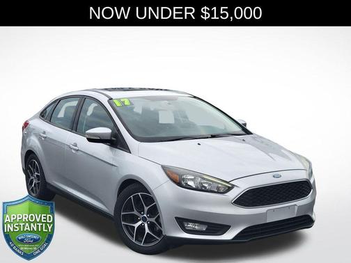 Ingot Silver 2017 Ford Focus SEL