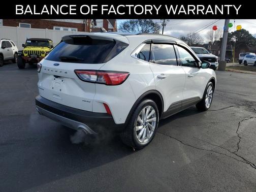 2022 Ford Escape Titanium