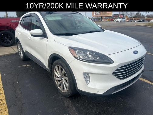 2022 Ford Escape Titanium