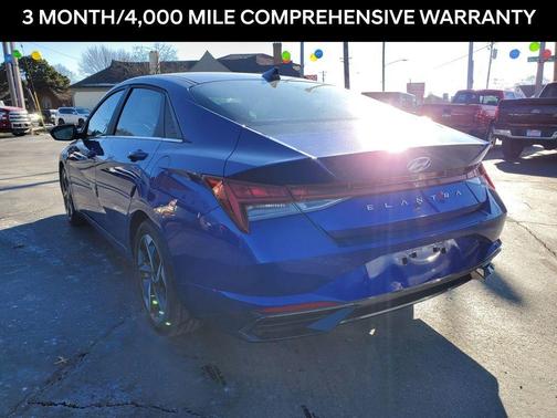 2022 Hyundai ELANTRA SEL