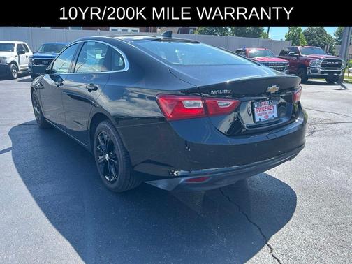 Mosaic Black Metallic 2025 Chevrolet Malibu LT