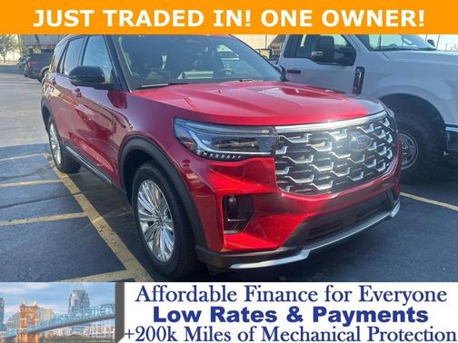2025 Ford Explorer Platinum