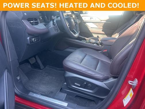 2025 Ford Explorer Platinum