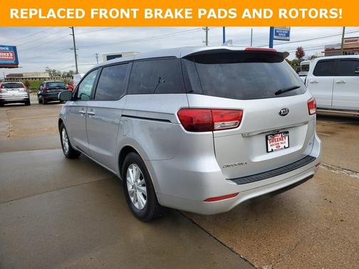 2018 Kia Sedona LX