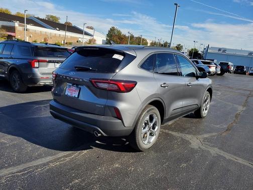 2026 Ford Escape ST-Line Select