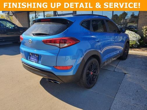 2017 Hyundai TUCSON Night