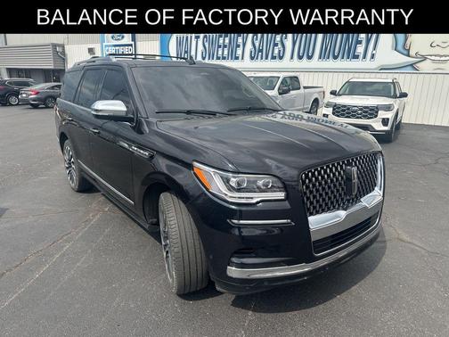 Infinite Black Metallic 2023 Lincoln Navigator Black Label